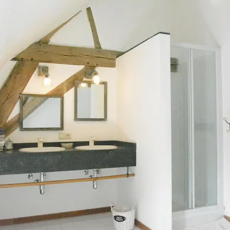 Quaint Mill In Thynes With Garden *