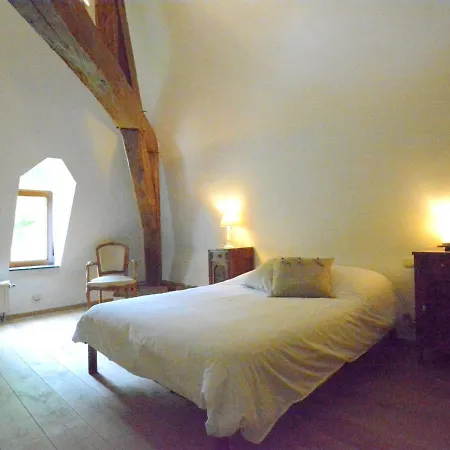 Quaint Mill In Thynes With Garden Dinant